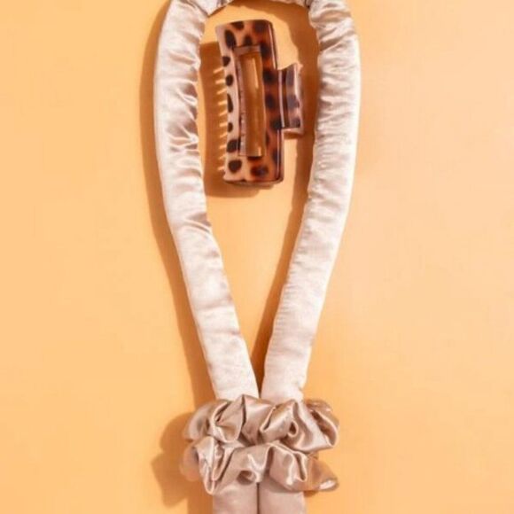HEATLESS SILK CHAMPAGNE CURLING FLEXI ROD, CLIP, & SCRUNCHIE SET - Picture 3 of 12